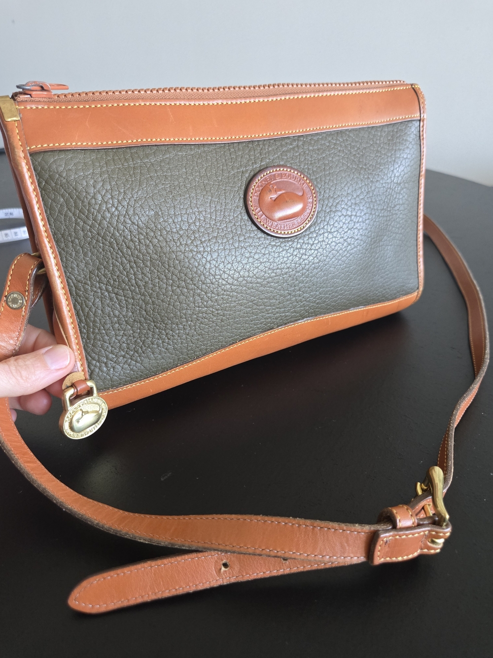 VTG Dooney & Bourke Fir Green All Weather Leather Zip Top Crossbody Bag USA